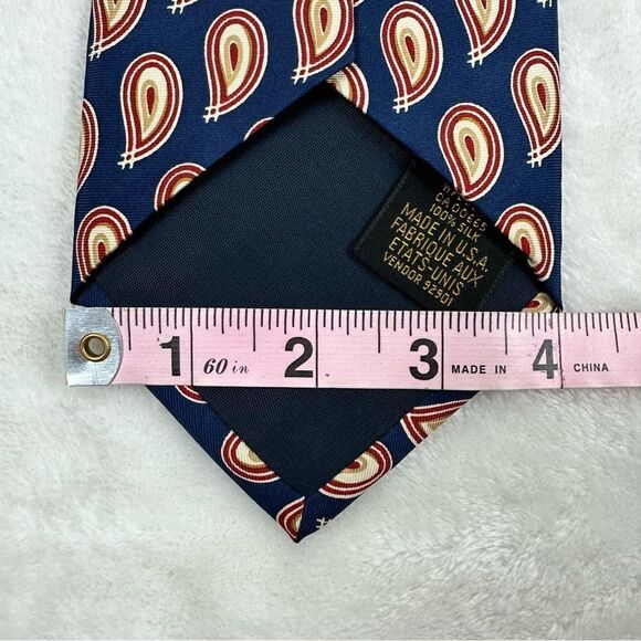 Eddie Bauer navy with red & gold teardrop print 100% silk tie - Picture 5 of 5